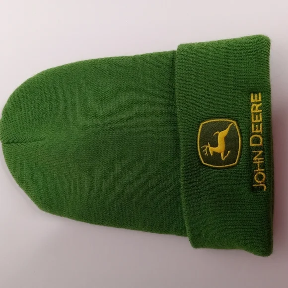 JOHN‎ DEERE LOGO STOCKING HAT ONE SIZE FITS ALL BY: CARY FRANCIS GROUP - Picture 7 of 10